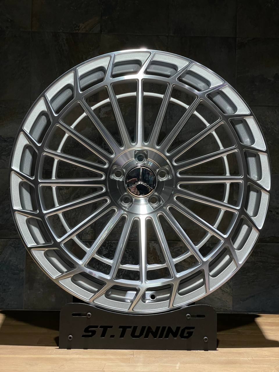 Диск Replica ST MERCEDES FB780 10,5х22 5/112 et38 66,6 SF Д004947