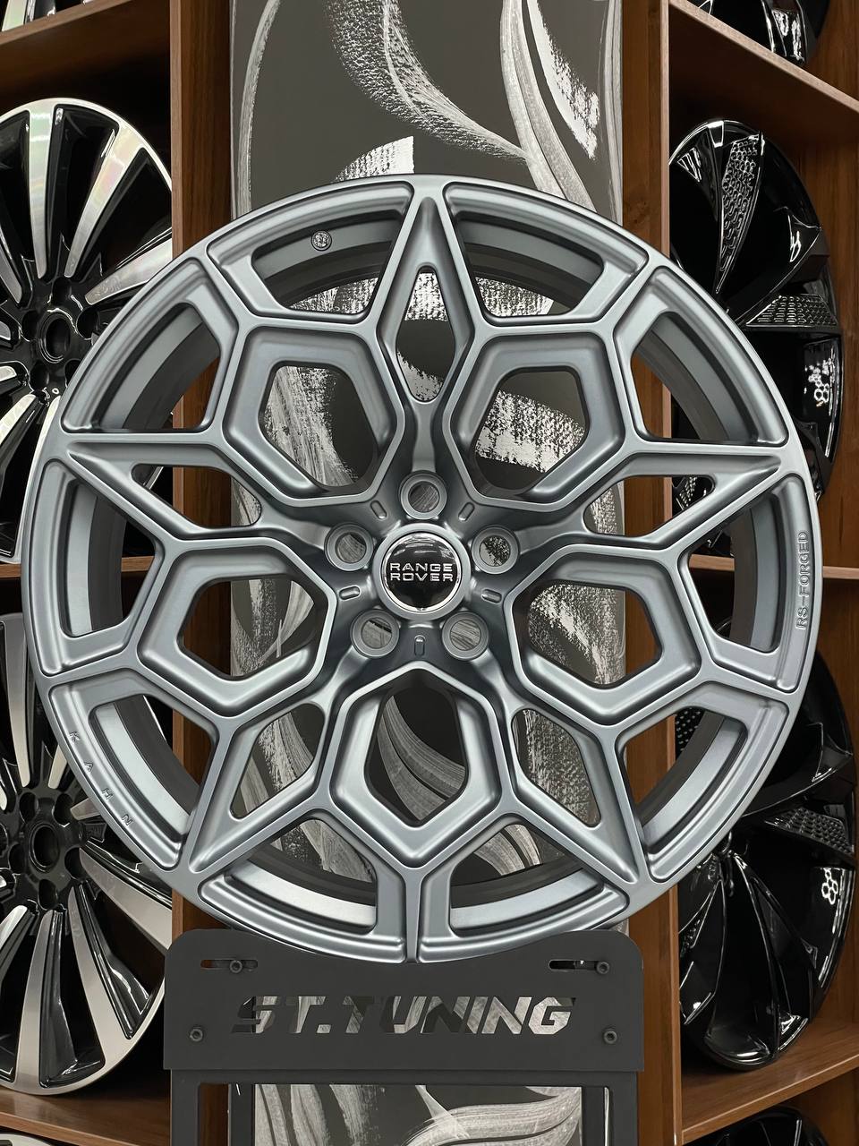 Диск ST Forged RR Kahn 9,5х22 5/120 et40 72,6 Satin Dark Grey Д002048