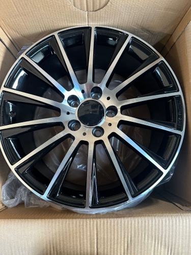 Диск Replica ST 712 8х18 5/112 et43 66,6 BKF Д002850